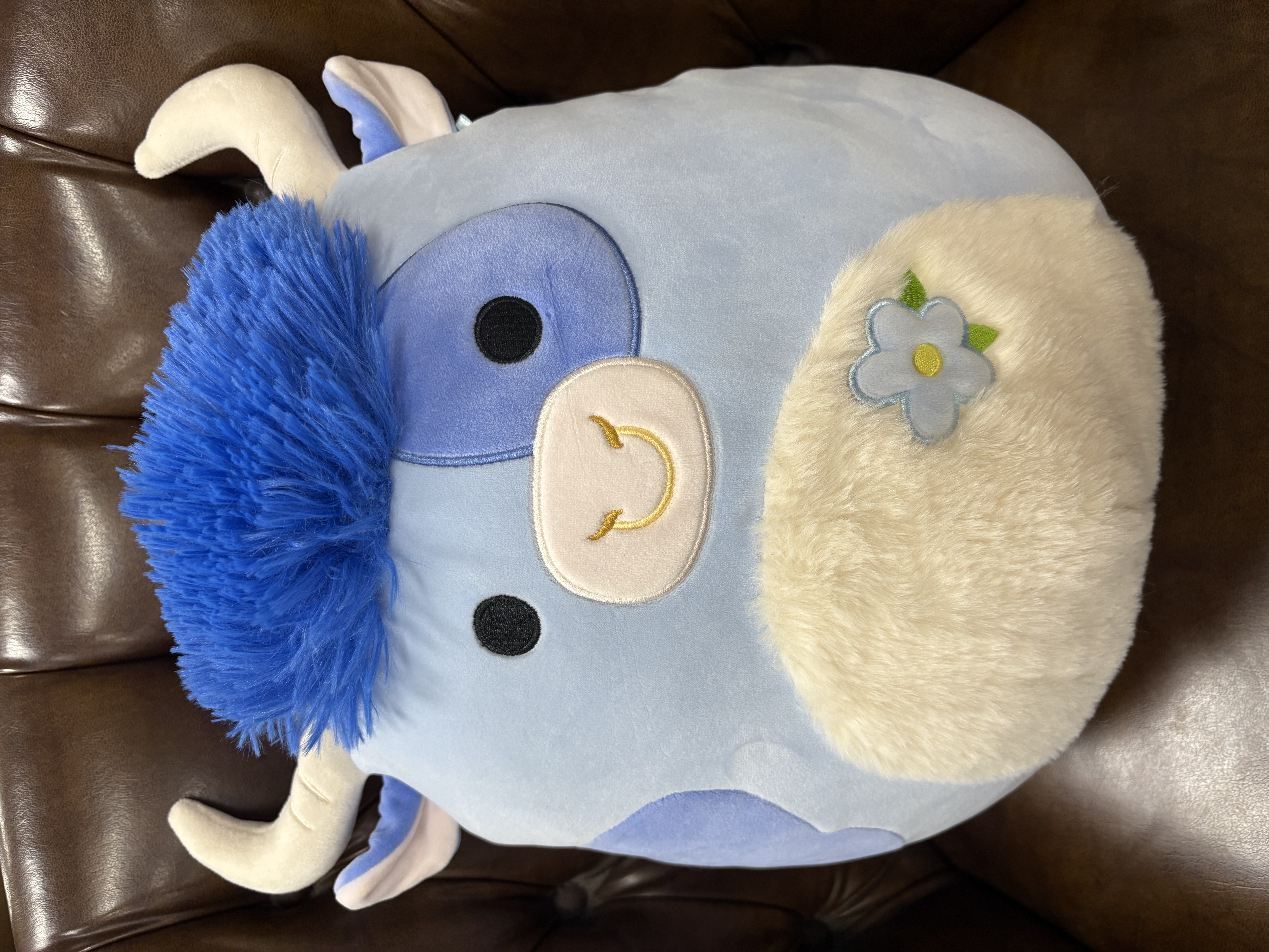 Squishmallow Bermayeh Blue Bull